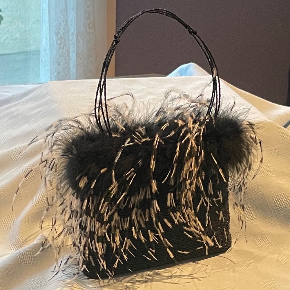 Feathery Purse